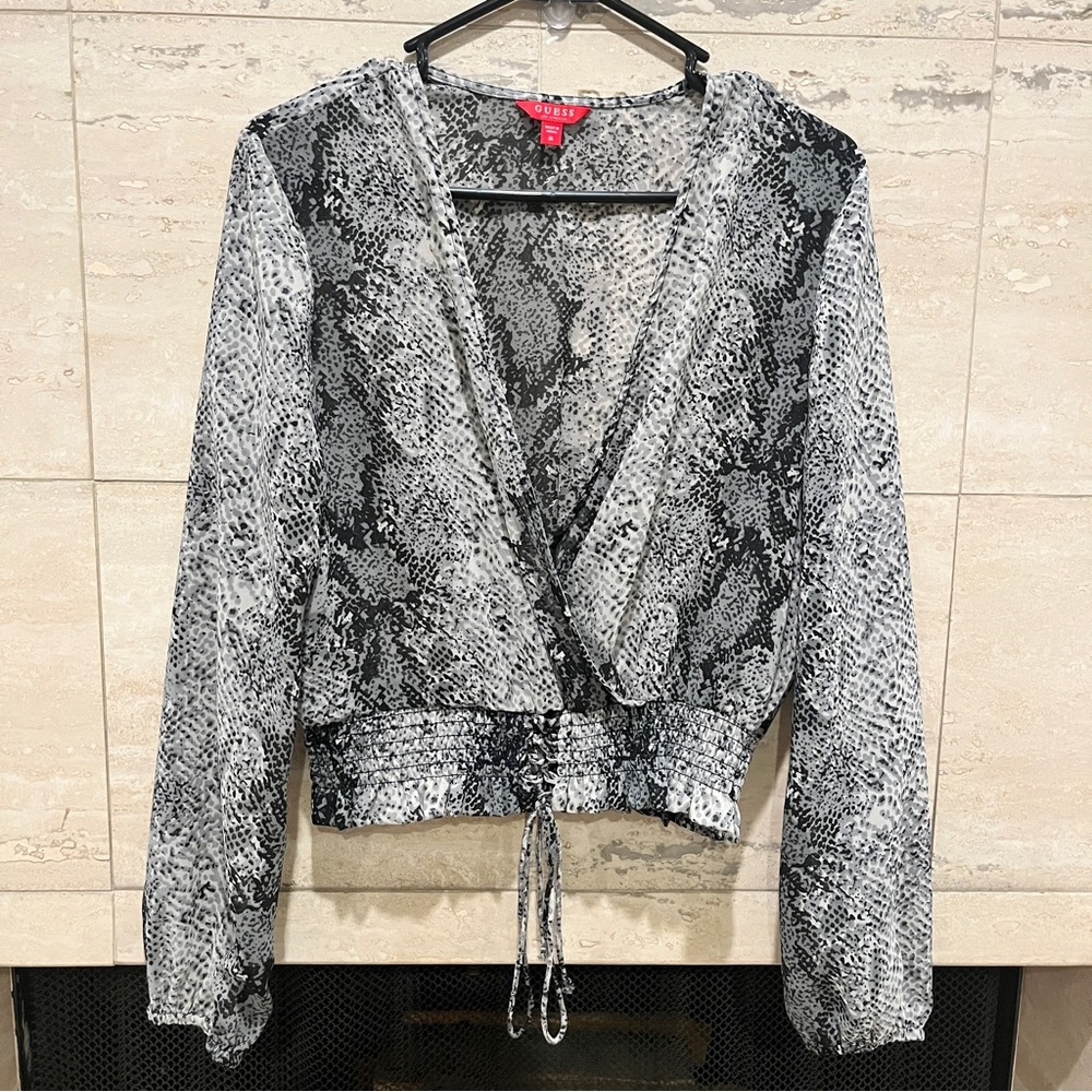 GUESS Long Sleeve Ray Smocked Surplice Top Grey Snake Print